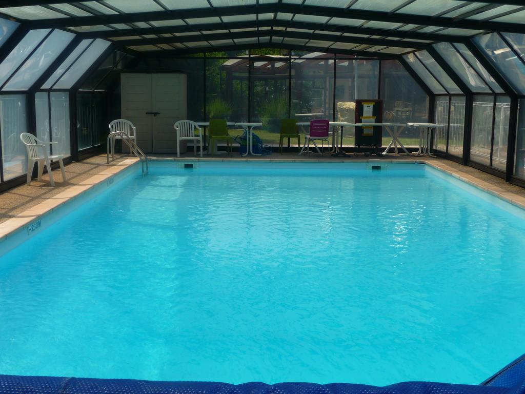 Hotel Logis La Rose Des Vents Volvic Zewnętrze zdjęcie