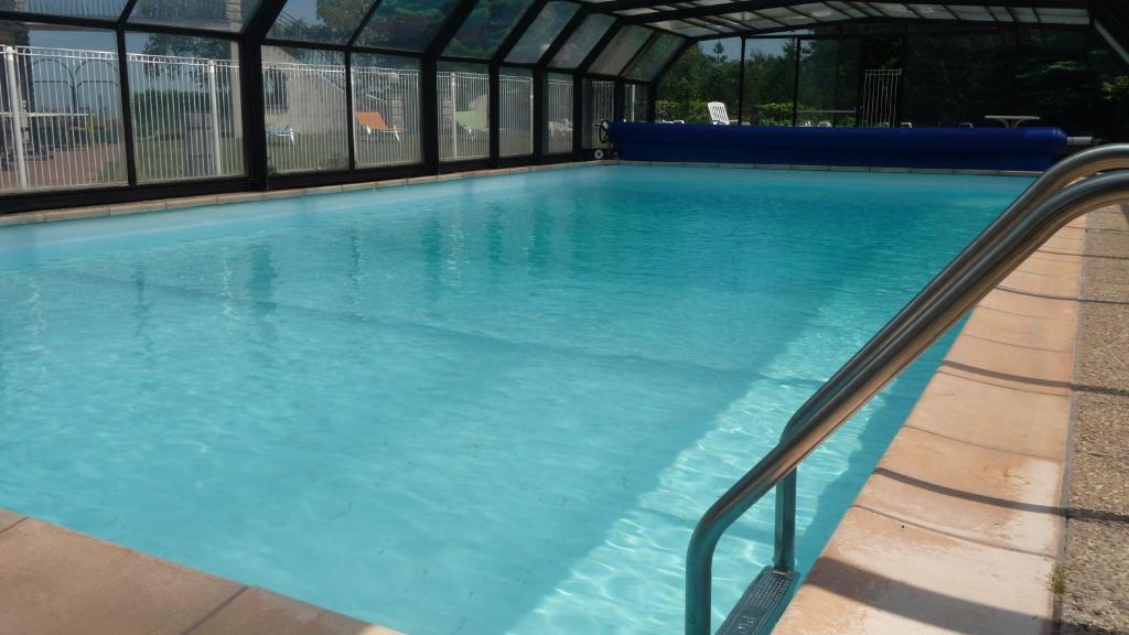 Hotel Logis La Rose Des Vents Volvic Zewnętrze zdjęcie