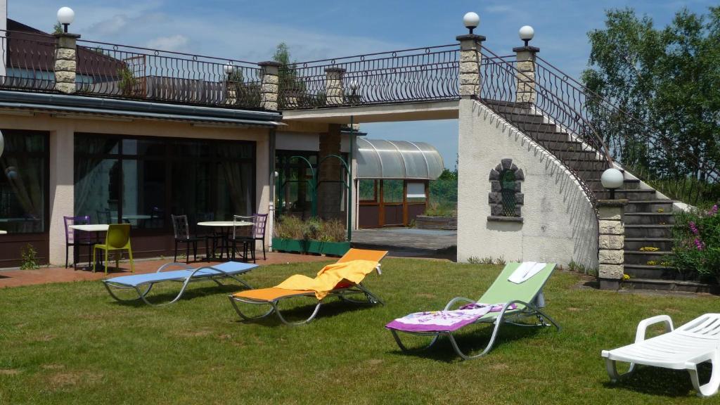 Hotel Logis La Rose Des Vents Volvic Zewnętrze zdjęcie
