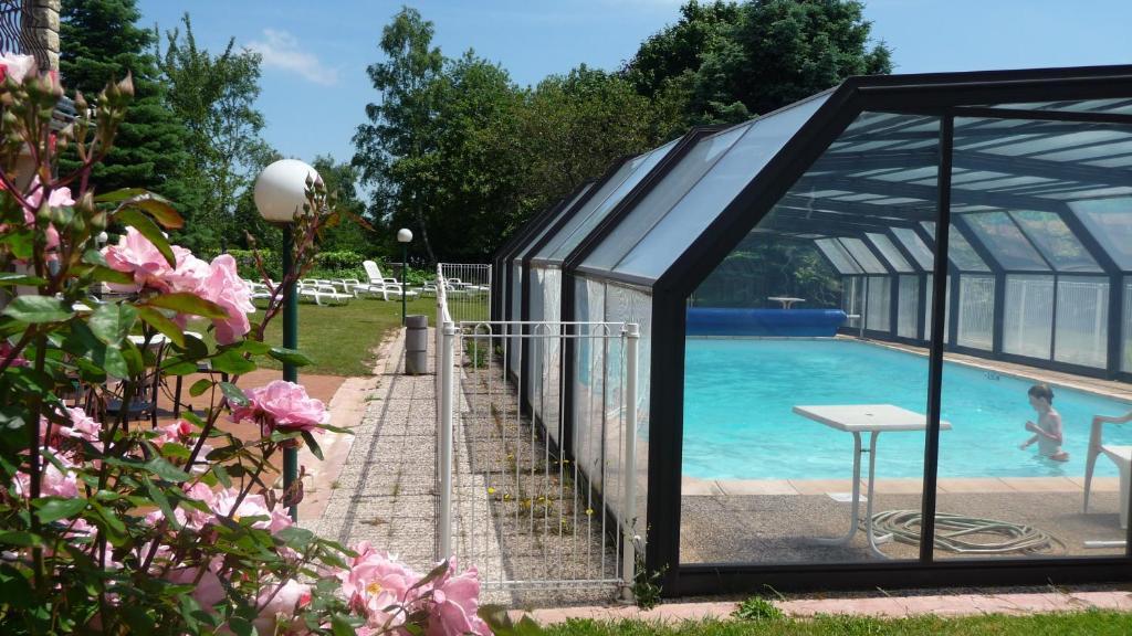 Hotel Logis La Rose Des Vents Volvic Pokój zdjęcie