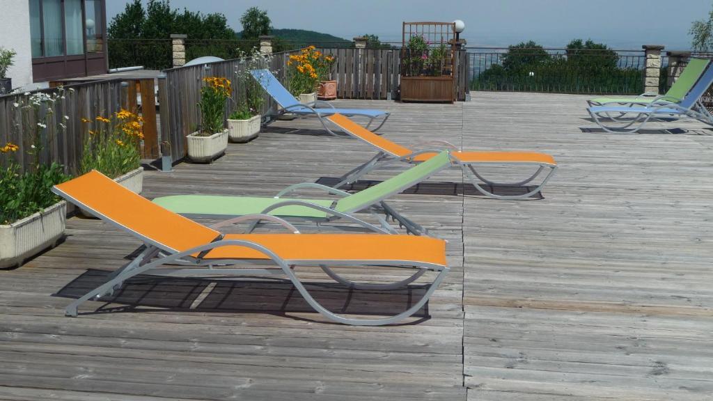 Hotel Logis La Rose Des Vents Volvic Zewnętrze zdjęcie